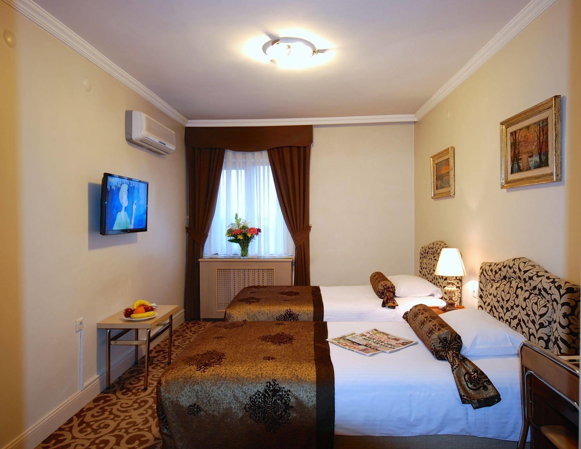 Hotel Mithat Ankara Luaran gambar