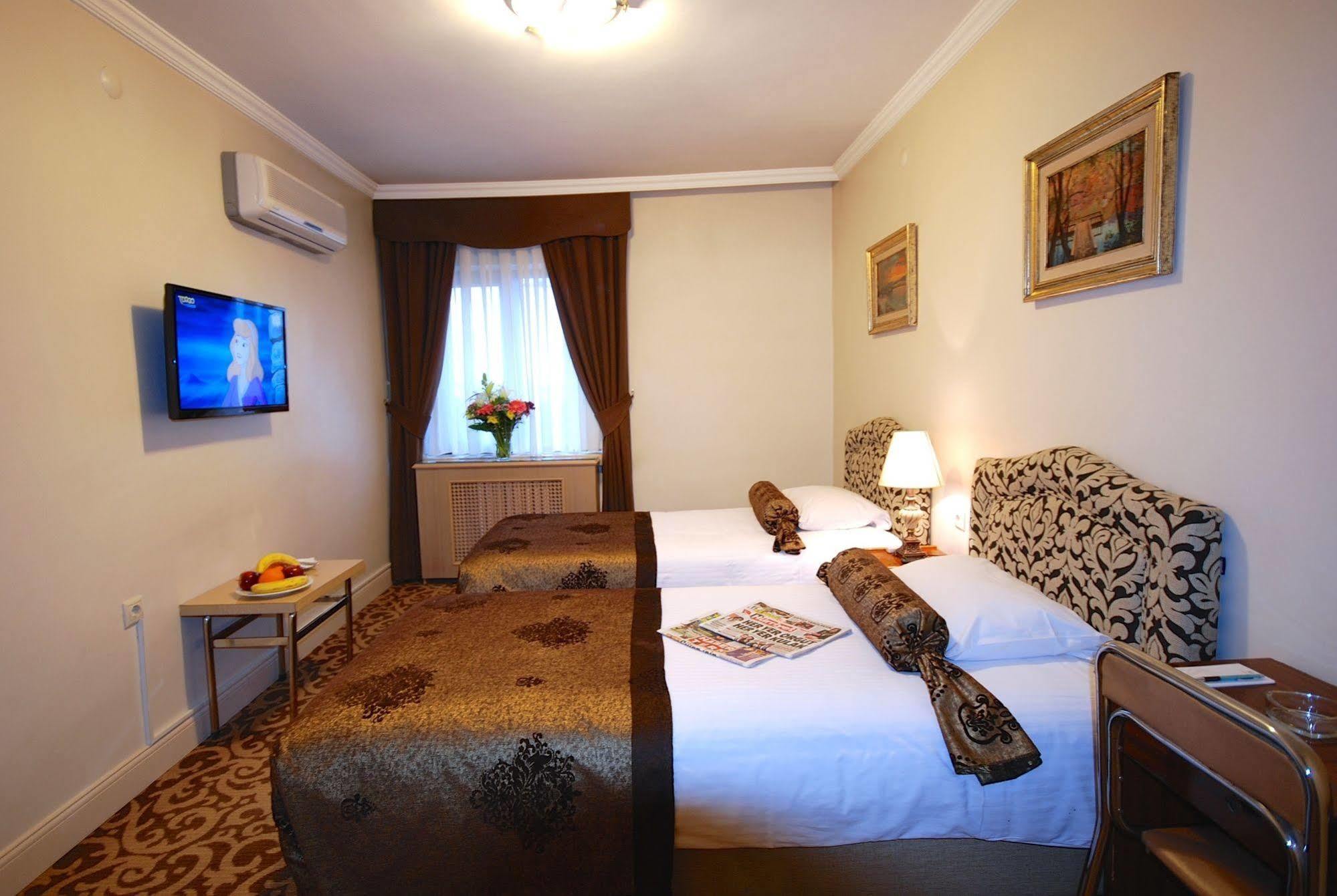 Hotel Mithat Ankara Luaran gambar